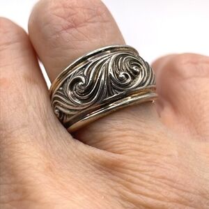 Sterling Silver 925 Graduated Band Flourish Design Ring 6 3/4